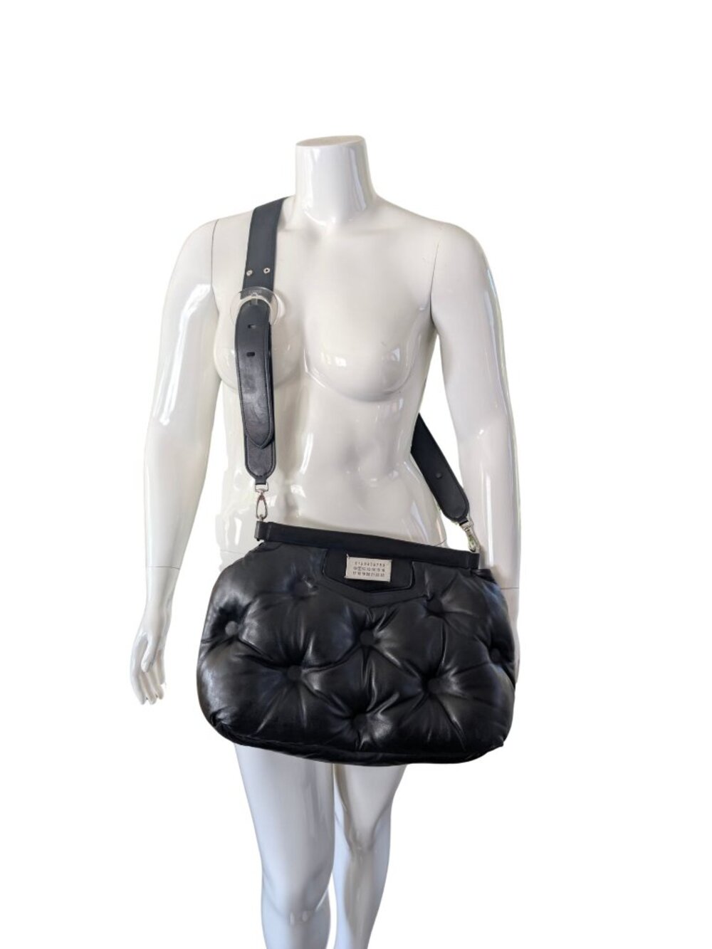 Maison Margiela - Glam Slam Classique Large Quilted Leather Bag, Black - Picture 3 of 11